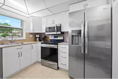 9330 Sunrise Lakes Boulevard #104, Sunrise, FL 33322 - Photo 4