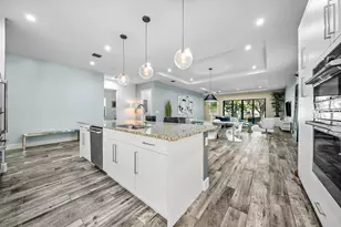 3069 Safflower Cir, West Palm Beach, FL 33401 - Photo 8