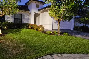 3069 Safflower Cir, West Palm Beach, FL 33401 - Photo 1