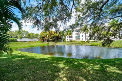 3069 Safflower Circle, West Palm Beach, FL 33401 - Photo 40