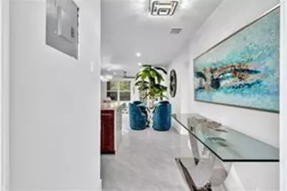 4025 N Federal Highway #312a, Oakland Park, FL 33308 - Photo 2