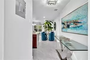 4025 N Federal Hwy, Oakland Park, FL 33308 - Photo 2