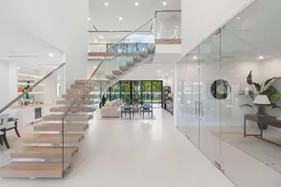 2406 NE 13th Ct, Fort Lauderdale, FL 33304 - Photo 6