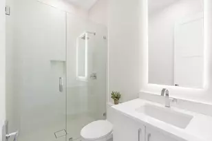 2406 NE 13th Ct, Fort Lauderdale, FL 33304 - Photo 46