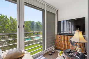 3286 Arcara Way, Lake Worth, FL 33467 - Photo 16