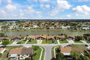 8495 Lakepoint Ct, Lake Worth, FL 33467 - Photo 32