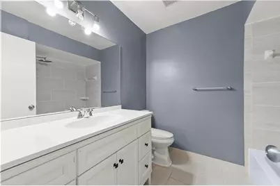 8495 Lake Point Court, Lake Worth, FL 33467 - Photo 14