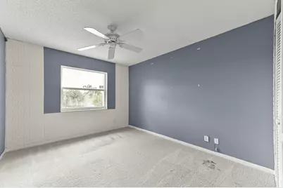 8495 Lake Point Court, Lake Worth, FL 33467 - Photo 18