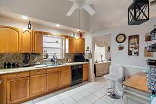 3261 Anthony Cir N, West Palm Beach, FL 33417 - Photo 12