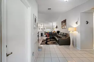 3261 Anthony Cir N, West Palm Beach, FL 33417 - Photo 6