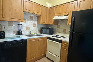 2607 NE 8th Ave, Wilton Manors, FL 33334 - Photo 2