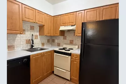 2607 NE 8th Avenue #3, Wilton Manors, FL 33334 - Photo 2