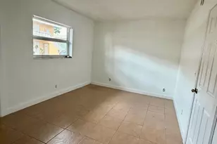 2607 NE 8th Ave, Wilton Manors, FL 33334 - Photo 14