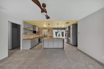 818 NW 28th Court, Wilton Manors, FL 33311 - Photo 2