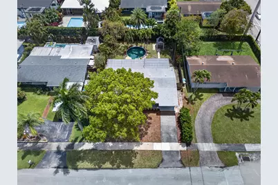 818 NW 28th Court, Wilton Manors, FL 33311 - Photo 38