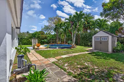818 NW 28th Court, Wilton Manors, FL 33311 - Photo 34
