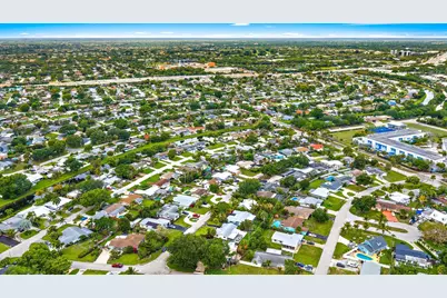 558 Ivy Avenue, Palm Beach Gardens, FL 33410 - Photo 20