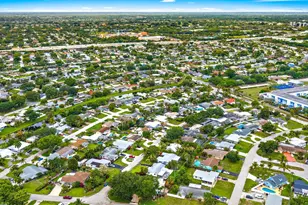 558 Ivy Ave, Palm Beach Gardens, FL 33410 - Photo 20