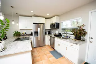 402 SW Ruffner Ct, Port Saint Lucie, FL 34953 - Photo 6