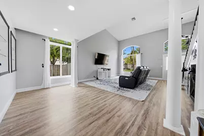 13366 NW 16th Street, Pembroke Pines, FL 33028 - Photo 10