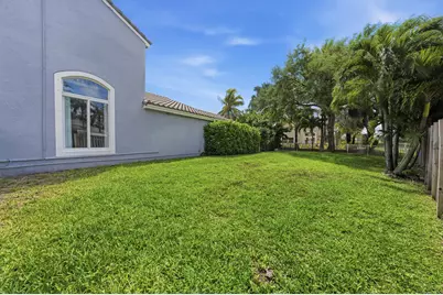 13366 NW 16th Street, Pembroke Pines, FL 33028 - Photo 36
