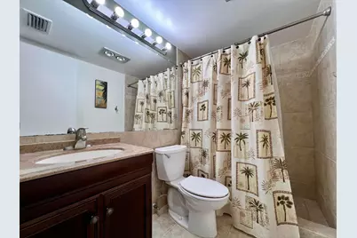 8 Northampton A, West Palm Beach, FL 33417 - Photo 4