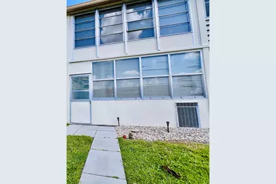 8 Northampton A, West Palm Beach, FL 33417 - Photo 8