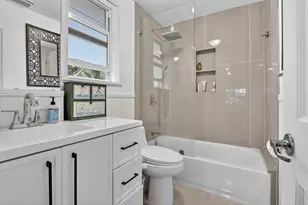 605 SW 6th Ave, Fort Lauderdale, FL 33315 - Photo 12