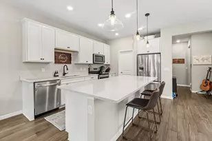 2350 Post St, Palm Springs, FL 33406 - Photo 2