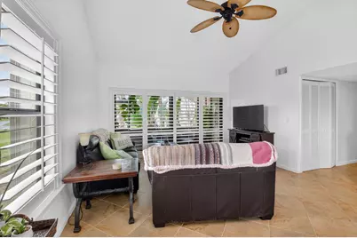 10 VÃ­a De Casas Sur #101, Boynton Beach, FL 33426 - Photo 12