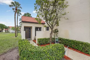 10 VÃ­a De Casas Sur, Boynton Beach, FL 33426 - Photo 2