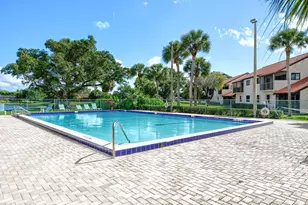 10 VÃ­a De Casas Sur, Boynton Beach, FL 33426 - Photo 38