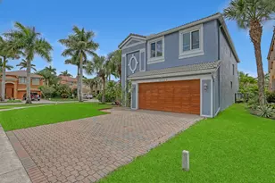 9022 Dupont Pl, Wellington, FL 33414 - Photo 2