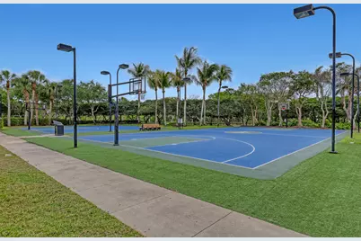 9022 Dupont Place, Wellington, FL 33414 - Photo 4