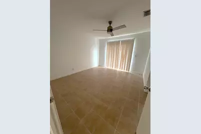 1100 Summer Street #7, Palm Springs, FL 33461 - Photo 8