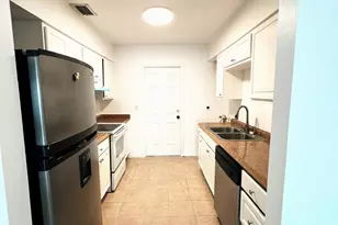 1100 Summer St, Palm Springs, FL 33461 - Photo 4