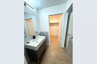 1100 Summer Street #7, Palm Springs, FL 33461 - Photo 10