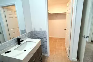 1100 Summer St, Palm Springs, FL 33461 - Photo 10