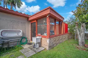 11490 W Biscayne Canal Rd, Miami, FL 33161 - Photo 44