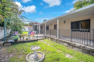 11490 W Biscayne Canal Rd, Miami, FL 33161 - Photo 46