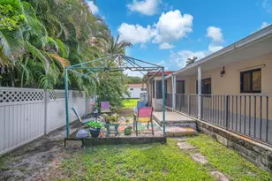 11490 W Biscayne Canal Rd, Miami, FL 33161 - Photo 46