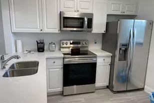 7101 Golf Colony Ct, Lake Worth, FL 33467 - Photo 2