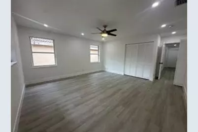 10702 NW 1st Court, Plantation, FL 33324 - Photo 16