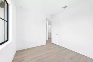 1429 SW 23rd Ct, Fort Lauderdale, FL 33315 - Photo 28