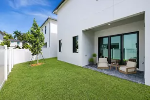 1429 SW 23rd Ct, Fort Lauderdale, FL 33315 - Photo 24