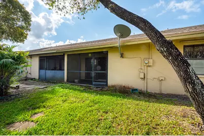9665 NW 76th Court, Tamarac, FL 33321 - Photo 20