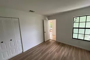 1438 SE Larkwood Cir, Port Saint Lucie, FL 34952 - Photo 8