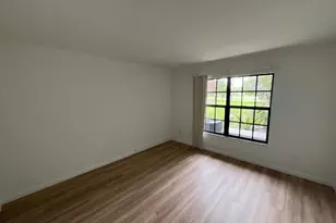 1438 SE Larkwood Cir, Port Saint Lucie, FL 34952 - Photo 6