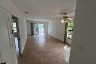 1438 SE Larkwood Cir, Port Saint Lucie, FL 34952 - Photo 2
