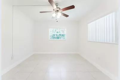 201 SW 7th Street, Boca Raton, FL 33432 - Photo 18